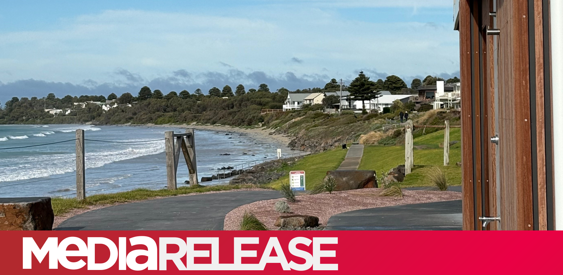 BEACHFRONT MAKEOVER BRINGSFRESH LOOK TO PORT FAIRY Main Image
